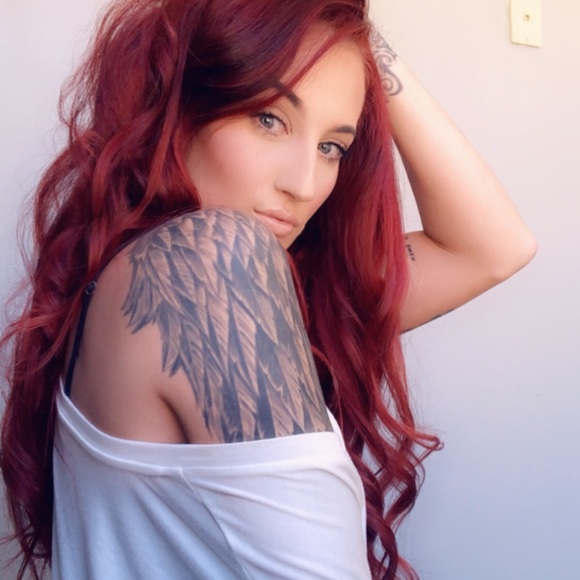 Meet your Posher Whit - Picture 3 of 5